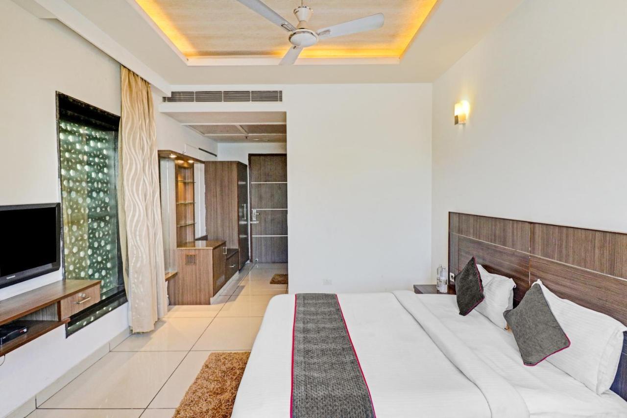 Oyo Townhouse 484 Sanskriti 호텔 델리 외부 사진
