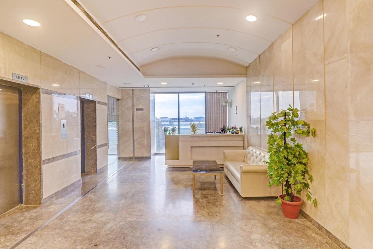 Oyo Townhouse 484 Sanskriti 호텔 델리 외부 사진