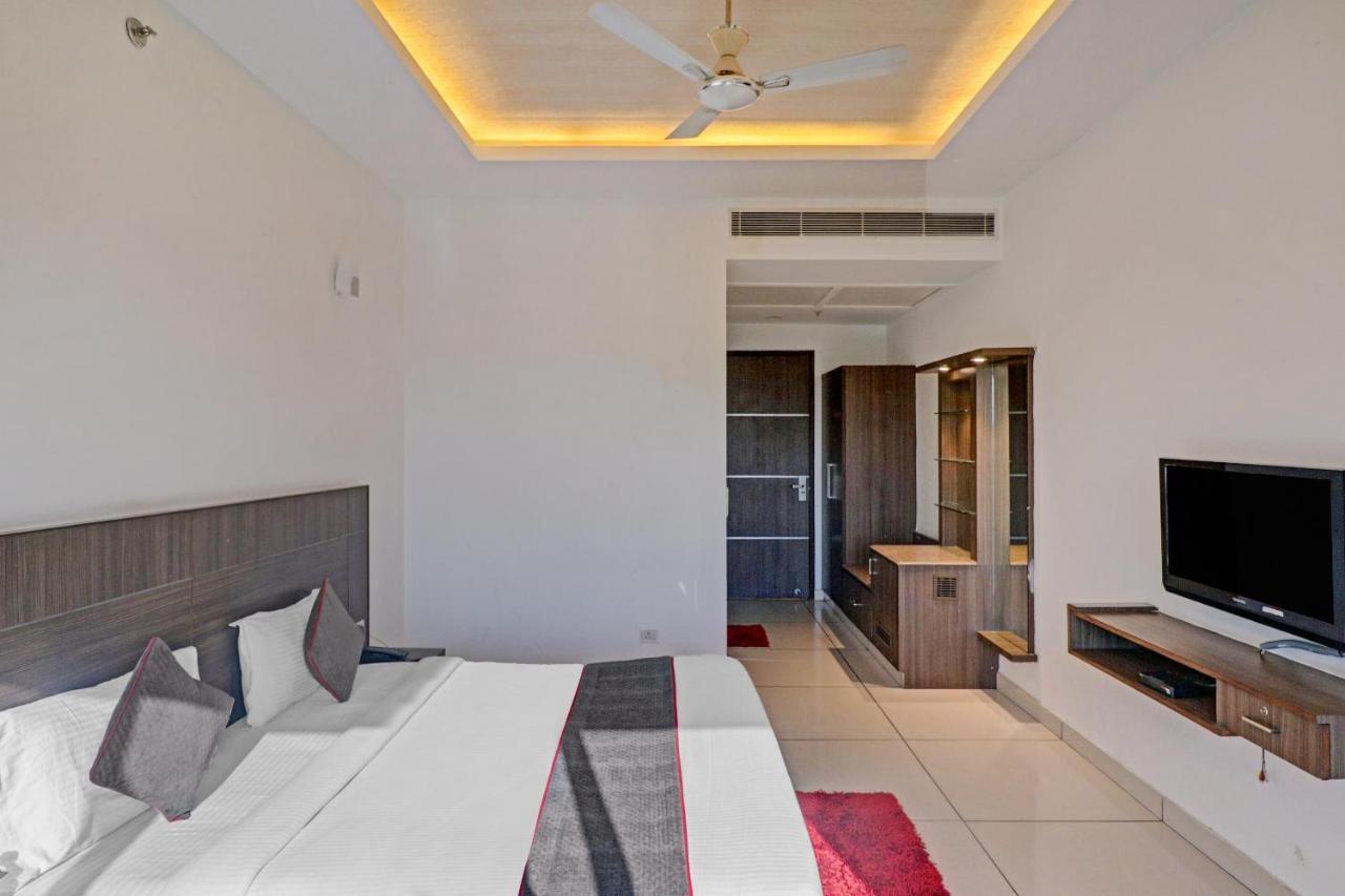 Oyo Townhouse 484 Sanskriti 호텔 델리 외부 사진