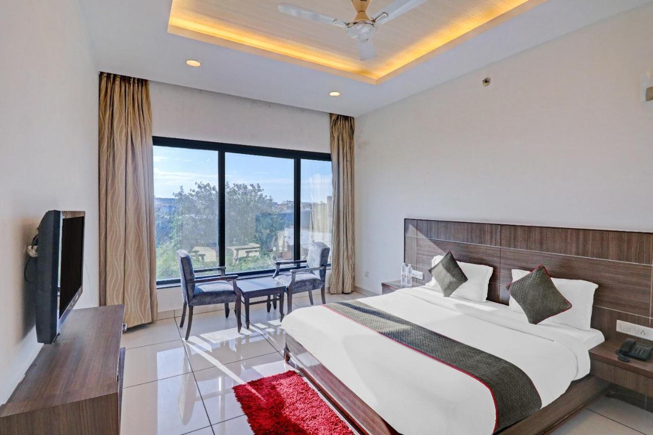 Oyo Townhouse 484 Sanskriti 호텔 델리 외부 사진
