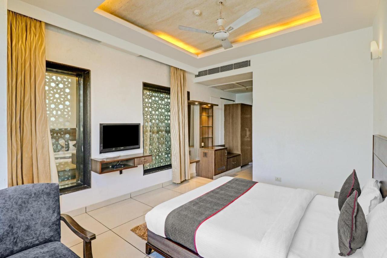 Oyo Townhouse 484 Sanskriti 호텔 델리 외부 사진