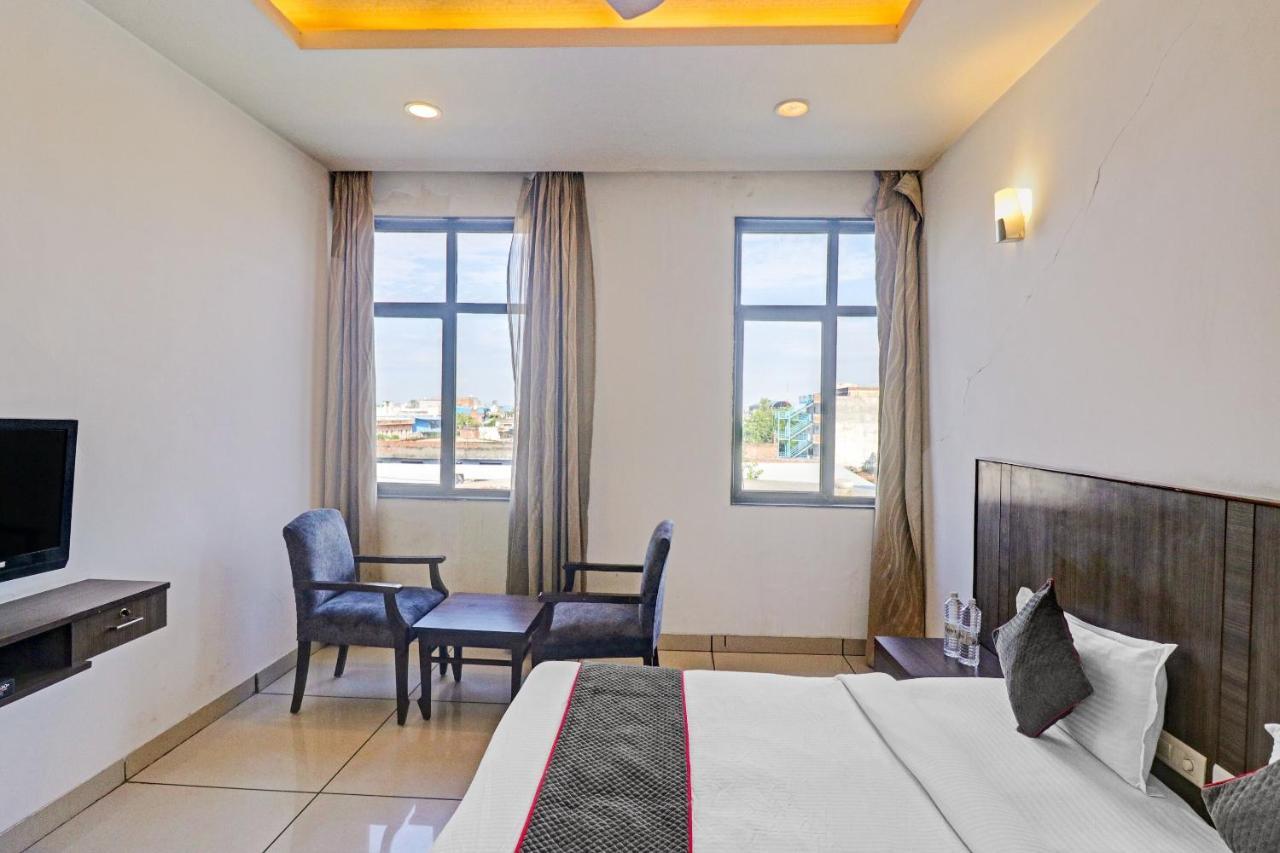 Oyo Townhouse 484 Sanskriti 호텔 델리 외부 사진