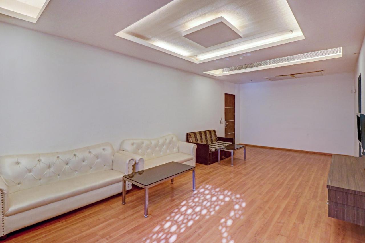 Oyo Townhouse 484 Sanskriti 호텔 델리 외부 사진