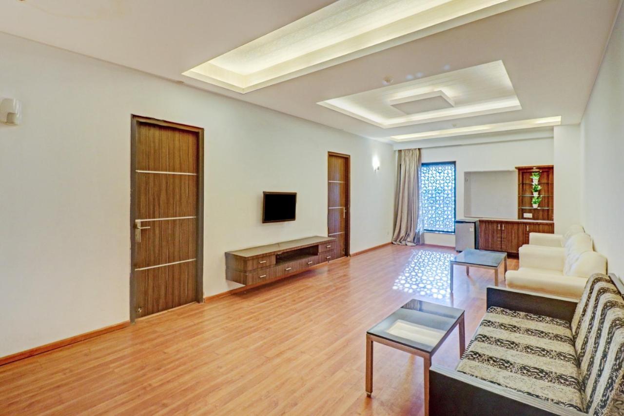 Oyo Townhouse 484 Sanskriti 호텔 델리 외부 사진