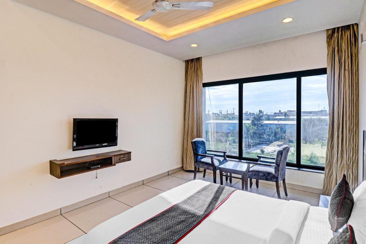 Oyo Townhouse 484 Sanskriti 호텔 델리 외부 사진